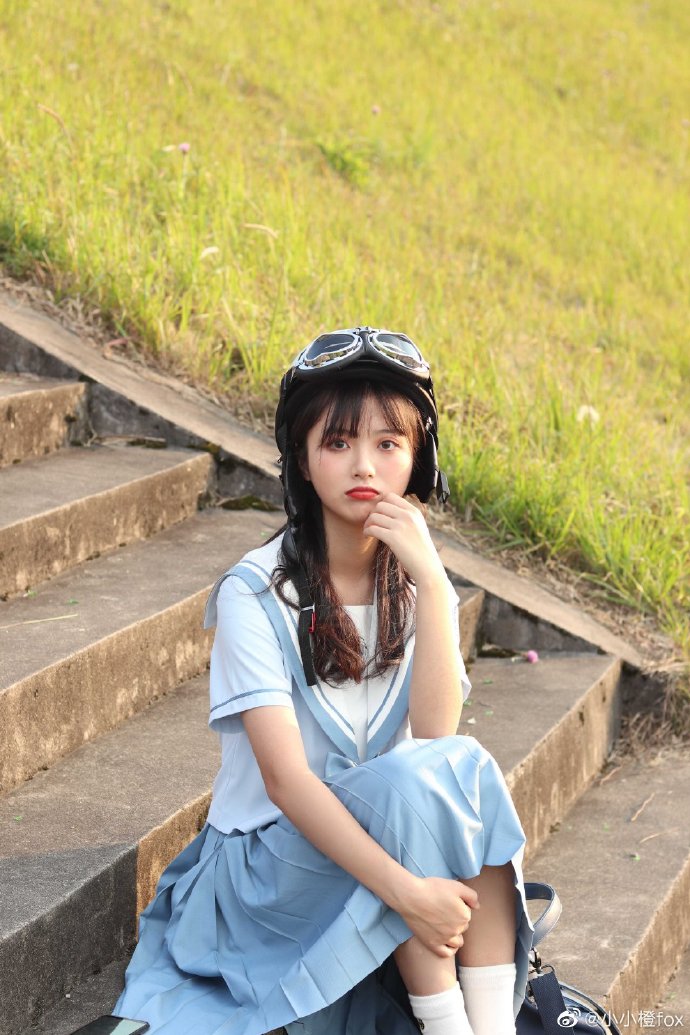 小小橙jk制服店，上海服裝定制推廣