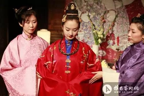 萌系漢服女孩（多圖） - 何戚戚 - { 印象 }