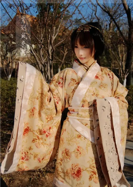 秦漢漢服
