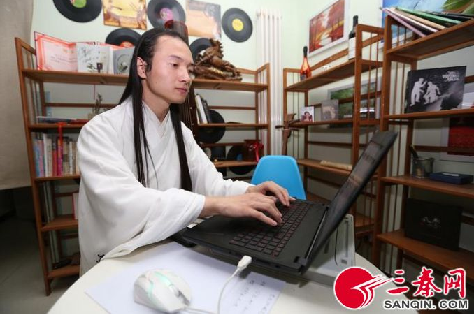 現代漢服圖 案 花 紋