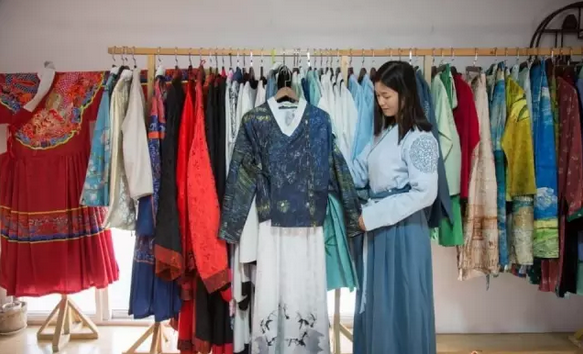 交領右衽-漢服標志性特點