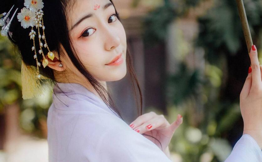 漢服走紅的背后：年輕女性撐起了漢服這個(gè)產(chǎn)業(yè)