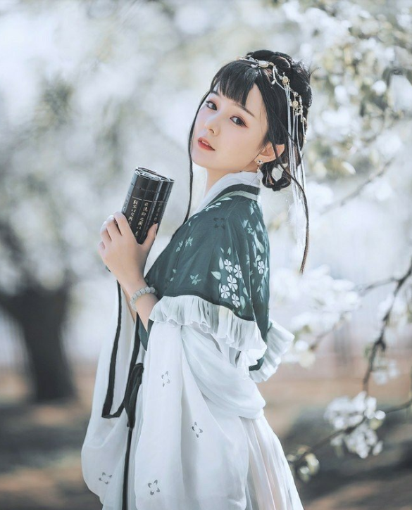 漢服有圈，故有生而有涯