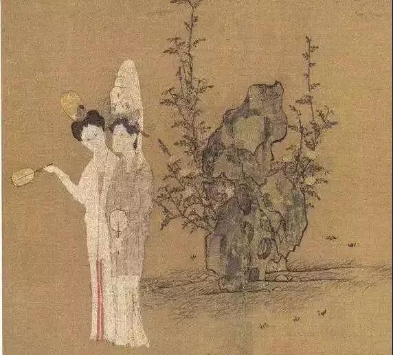 輕衫薄裙