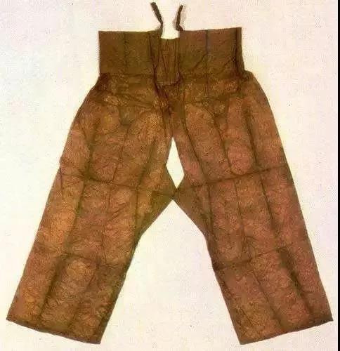 吊敦膝褲