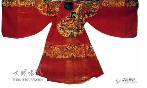 通袖蟒衣明代服飾