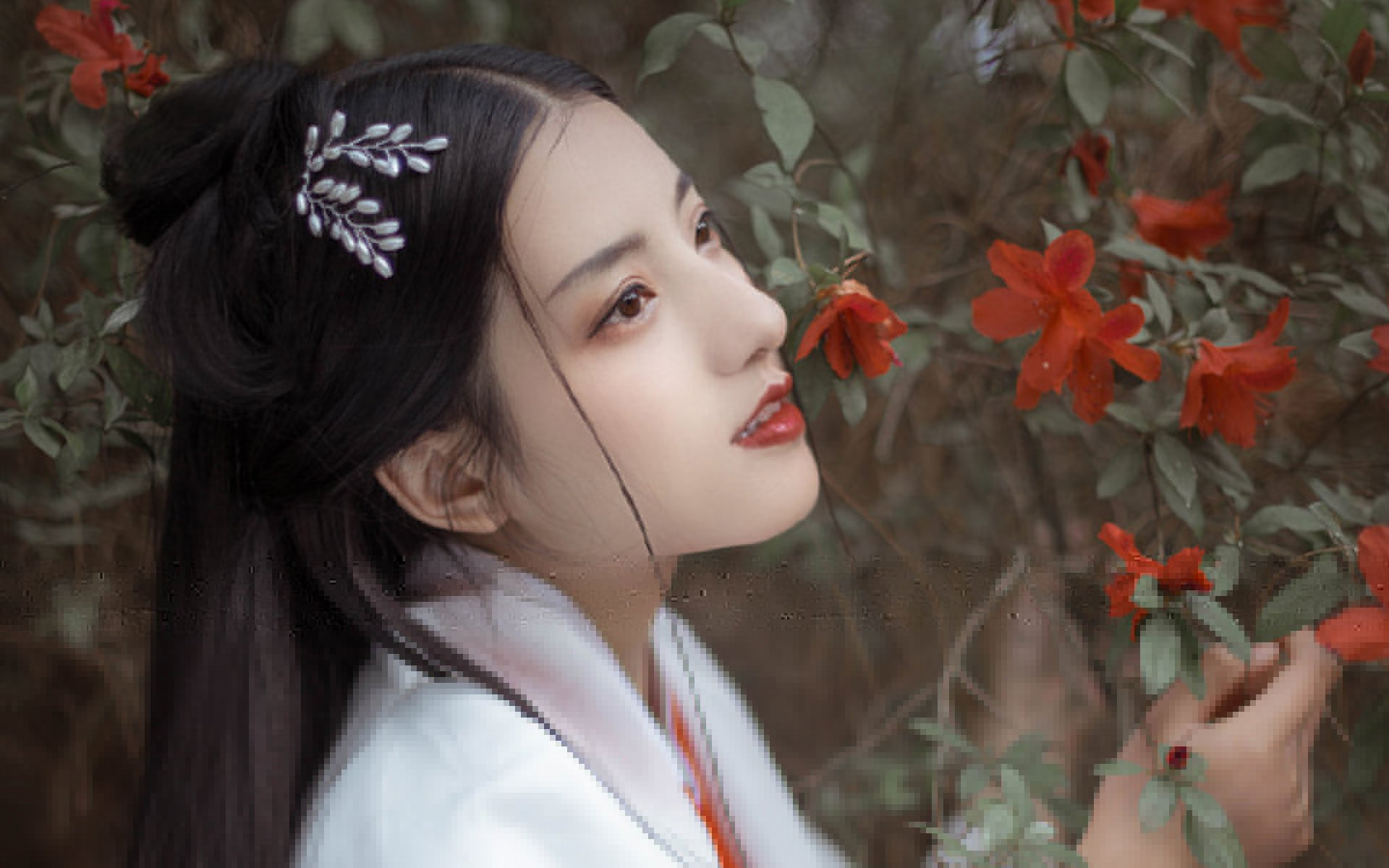 古風(fēng)美女美艷迷人寫真桌面壁紙