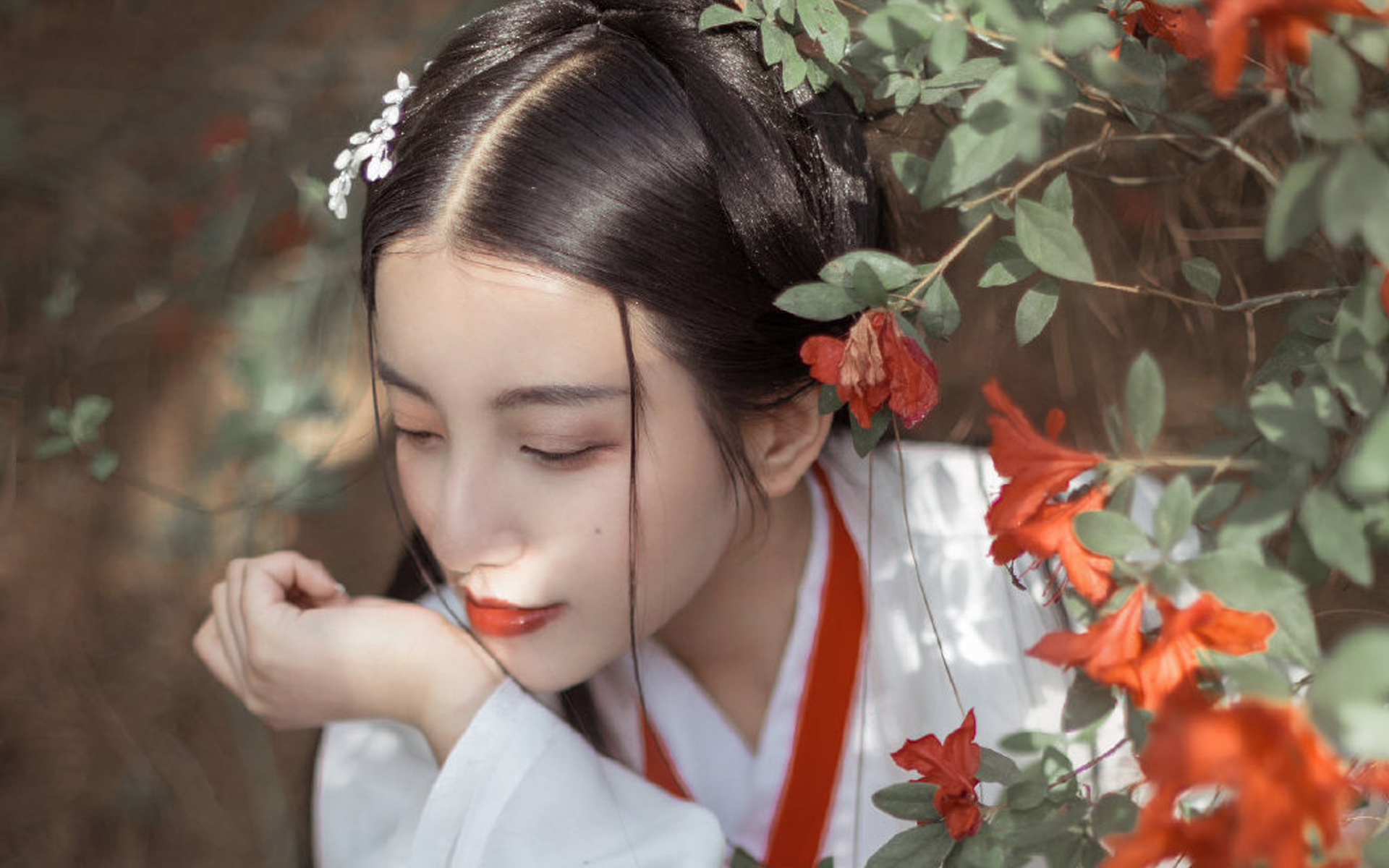古風(fēng)美女美艷迷人寫真桌面壁紙