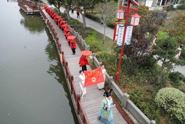 漢服營銷：今天下午，大型漢服秀來了！